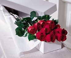 Ankara Ke�i�ren �i�ek�i d�kan� en �ok sat�lan �r�n�m�z kutuda 11 adet k�rm�z� g�l