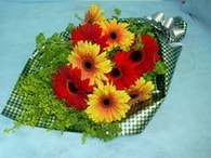Ankara Ke�i�ren �i�ek�i d�kkan�m�zdan Kar���k gerbera �i�ekleri buketi