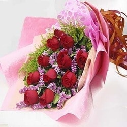 Ankara Ke�i�ren �i�ek yolla d�kkan�m�zdan k�rm�z� g�lden buket �i�e�i