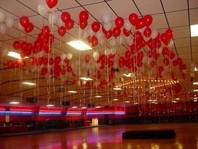 200 adet parti fiyonklu tavan u�an balonu